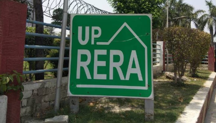 Noida Authority Refund money to buyers action against defaulter builders