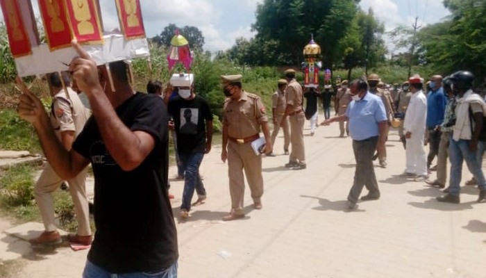 jaunpur ruckus administration stopped Tajiya burial FIR against 300