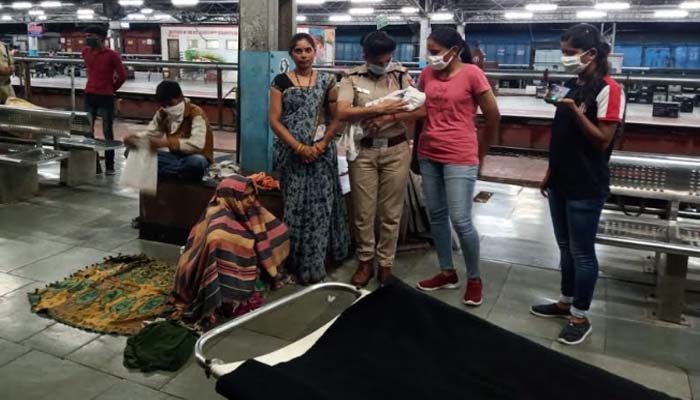 RPF महिला दारोगा बनीं डॉक्टर! रेलवे स्टेशन पर कराई डिलवरी, हो रही तारीफ
