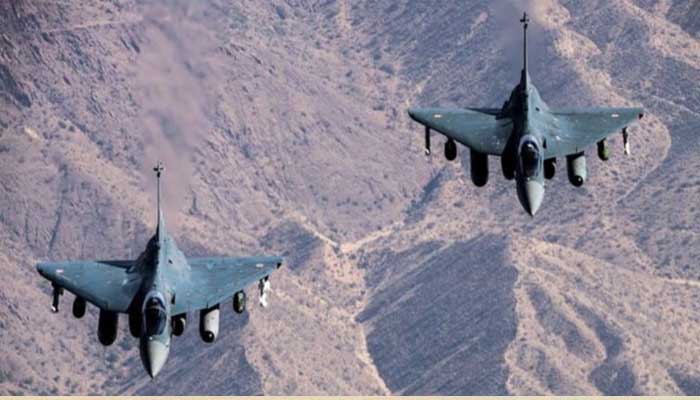 lca tejas on pak border