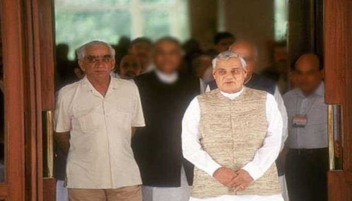 Atal bihari vajpayee close aide jaswant-singh-passes away Modi condolence