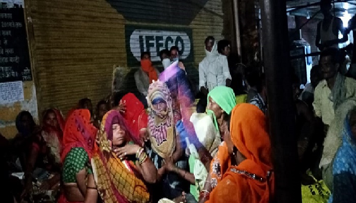 Former Sleeping In Front Of IFFCO