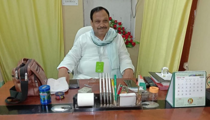 मिर्जापुर नगर विस क्षेत्र के सपा नेता पूर्व मंत्री कैलाश चौरसियाः जनता मेरा परिवार है