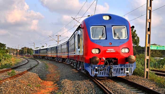 बिहार से नेपाल का सफर: तनाव के बीच चलेगी ट्रेन, आज हुआ सफल ट्रायल