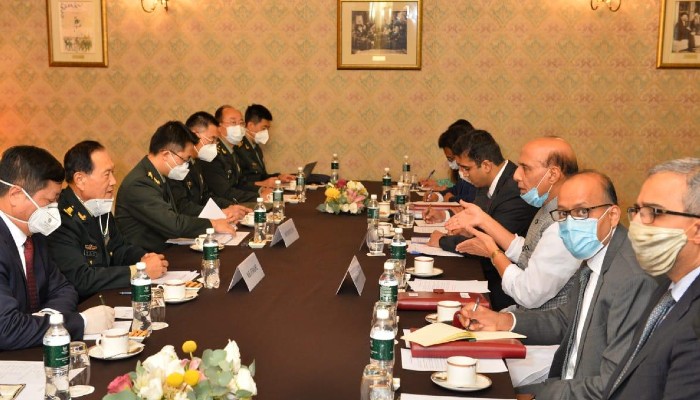 Defence Minister Rajnath Singh meeting the Chinese Defence Minister