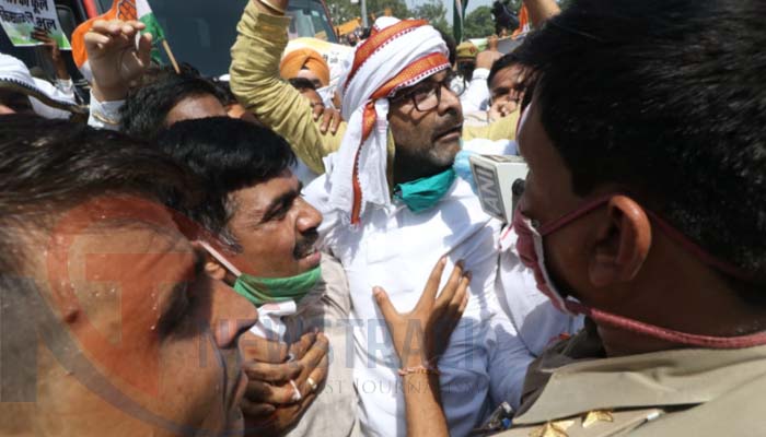 किसान बिल: कांग्रेस नेता अजय कुमार लल्लू का विरोध प्रदर्शन, पुलिस ने किया गिरफ्तार