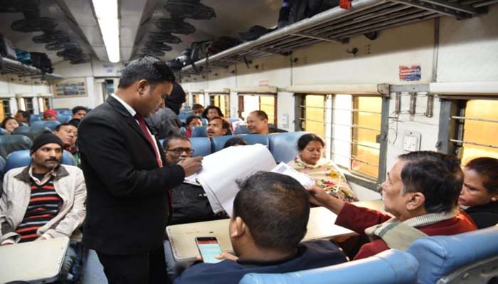 बिहार के यात्रियों को सौगातः चलेंगी स्पेशल ट्रेनें, मना सकेंगे त्योहार
