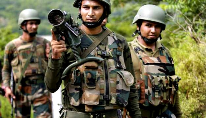 बॉर्डर पर हमला: पाकिस्तानी सेना ने बरसाईं गोलियां, एक्शन में आ गए भारतीय जवान