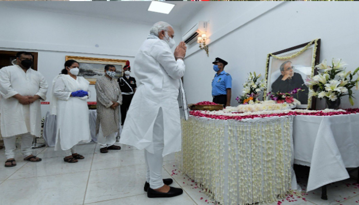 प्रणब दा को राजकीय सम्‍मान के साथ अंतिम सलामी, बेटे ने किया अंतिम संस्‍कार