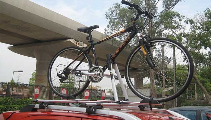 BICYLE ON CAR RACK