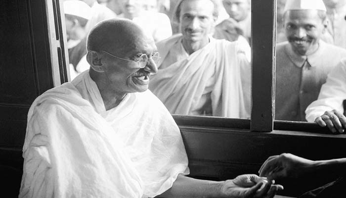 Mahatma Gandhi Jayanti: गांधी को नहीं था नेताजी सुभाष की मौत पर यकीन