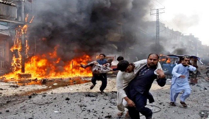 afganistan-bomb-attack-13-people-died-terrorist-killed