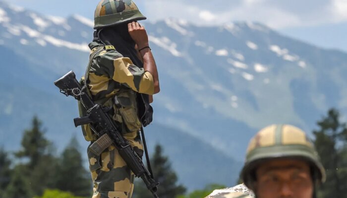 भारत से कांपा चीन: LAC पर सेना हुई ताकतवर, बन गए 47 बॉर्डर पोस्ट