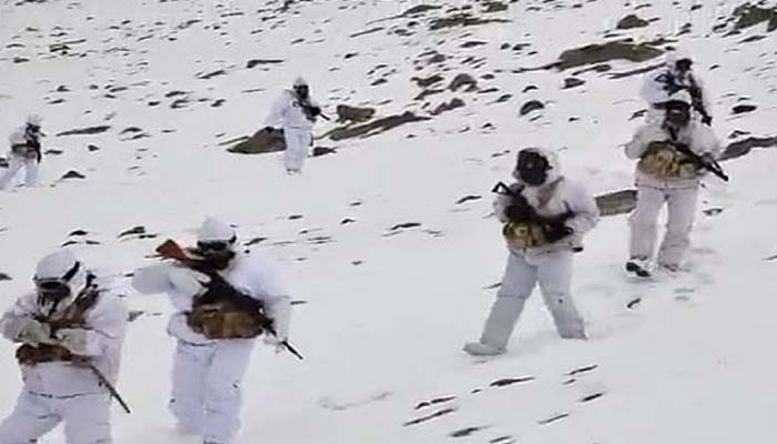 indian army on china border-2