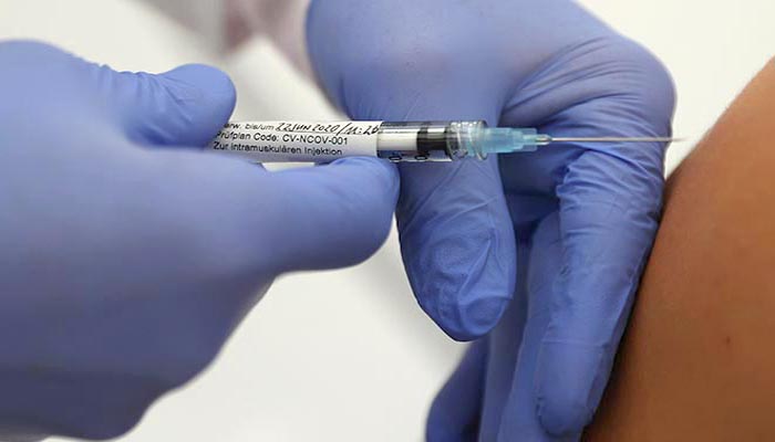 कोरोना वैक्सीन पर बड़ी खुशखबरी: जल्द लगेगा टीका, इस कंपनी ने मांगी इजाजत