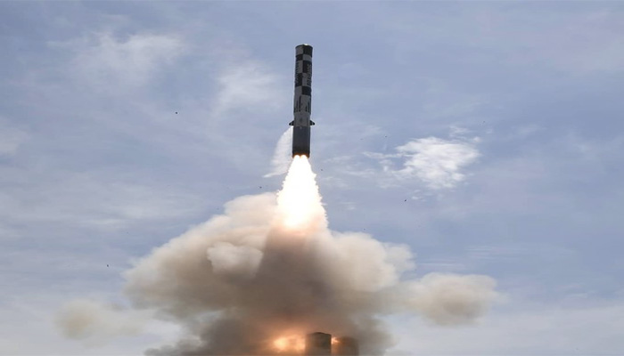 ताकतवर मिसाइल तैयार: चीन-पाकिस्तान में मच गई हलचल, सेना से कांप रहे दुश्मन