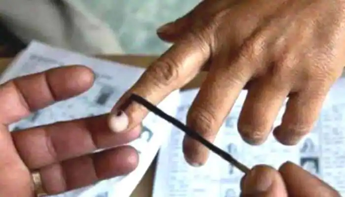 राजस्थान: पंचायत चुनाव को लेकर मतदान शुरू, युवा मतदाताओं में दिखा उत्साह