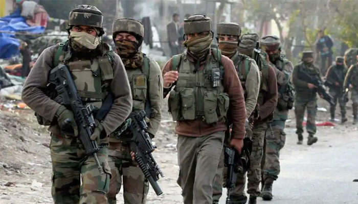 LOC पर युद्ध शुरू: सेना और आतंकियों में ताबड़तोड़ फायरिंग, फिर हिला जम्मू-कश्मीर