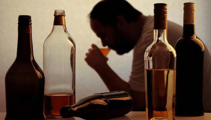 92 करोड़ की शराब: शराबी डकार गए बोतलें, नहीं डरते कोरोना से