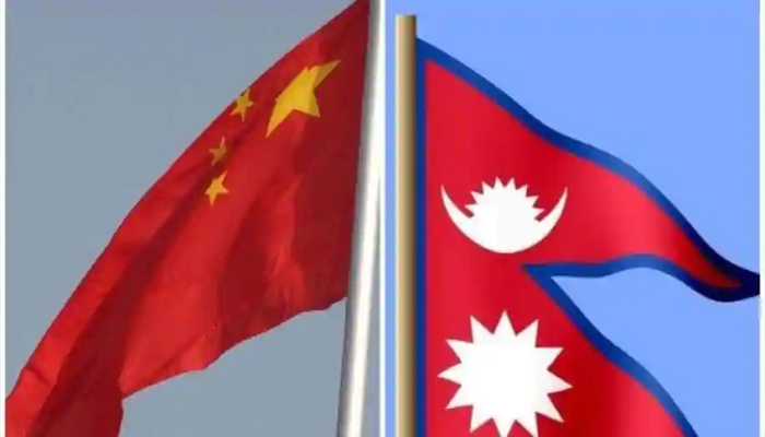 नेपाल पर चीन की नजरें, डिफेन्स मिनिस्टर पहुंचे काठमांडू