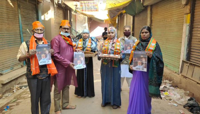वाराणसी में गरजेंगे मोदी: रौशन होंगे मुस्लिम इलाके, BJP ने बांटा दीया-बाती