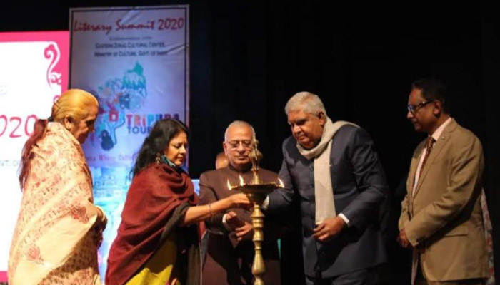 कोलकाता: साहित्य सम्मेलन में विशिष्ट अतिथि बने गिरीश चंद्र त्रिपाठी, ये हुए सम्मानित