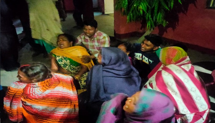 मजदूरों की लाशें बिछी: कुशीनगर में मचा कोहराम, हादसे में हुई इतनी मौतें