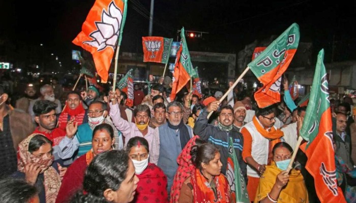 बंगाल में फिर बवाल: खून से लथपथ BJP कार्यकर्ता, एक की मौत, TMC पर बड़ा आरोप