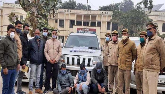 बलरामपुर: लग्जरी गाड़ियों से लूट व ठगी करने वाले 3 गिरफ्तार, असलहा बरामद