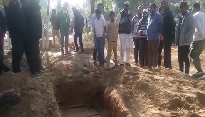 मुजफ्फरनगर: ससुराल वालों का भयानक रूप, शव को कब्र से निकाल हुए फरार