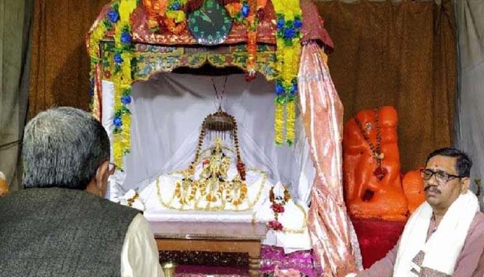 अयोध्या में कड़ाके की ठंड: रामलला ने ओढ़ी रजाई, पहली बार हुआ ऐसा