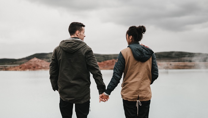Relationship Tips: विवाहित जीवन में यह चार बातें रिलेशनशिप को बनती है मजबूत