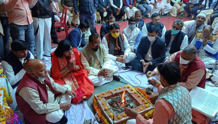 कानपुर देहात: CM योगी ने किया मैथा तहसील भवन का लोकार्पण, ये लोग रहे मौजूद