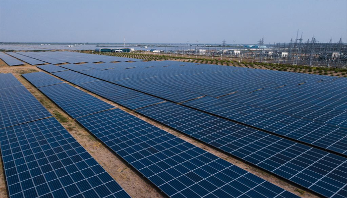 अदानी ग्रीन एनर्जी लिमिटेड ने चित्रकूट, यूपी में 25 मेगावाट सौर ऊर्जा संयंत्र शुरू किया