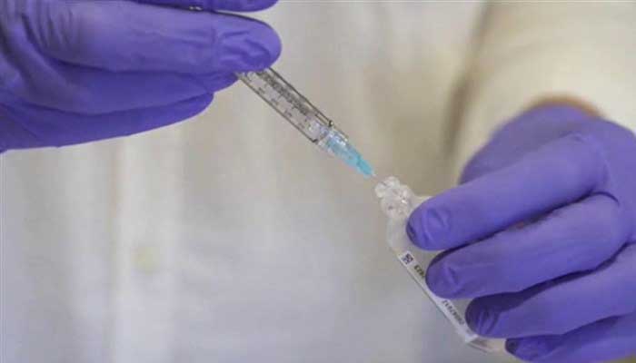 Corona Vaccination: UP में 5 फरवरी को फ्रंट लाइन वर्कर्स को मिलेगी वैक्सीन
