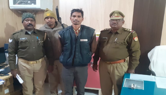 Jaunpur police arrested Jila Badar criminals from districts 
