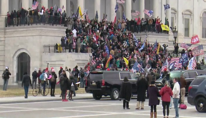 US Violence Capitol trump Supporters Protest Violent -washington-dc curfew