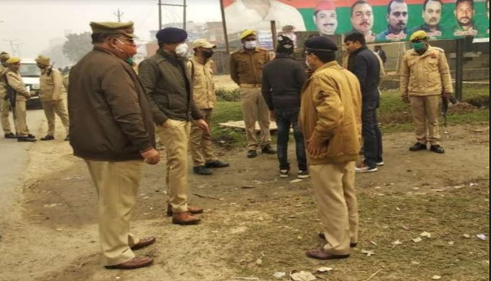 Gorakhpur Police का कारनामा: दरोगा और सिपाही ने लूटे 30 लाख, जानें मामला