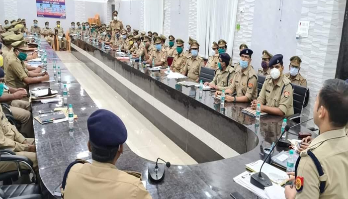 हरदोई: पुलिसकर्मी से रुपए के लेन-देन का ऑडियो वायरल, प्रभारी निरीक्षक निलंबित