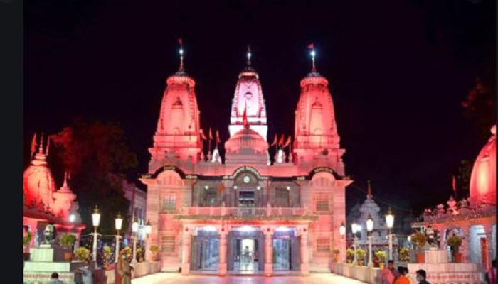 गोरखनाथ मंदिर में खिचड़ी चढ़ाने का इतिहास, हर साल लगता है एक महीने का मेला