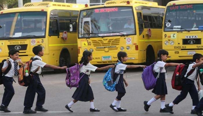 School Reopen: इन राज्यों में खूल रहे स्कूल-काॅलेज, जान लें जरूरी नियम