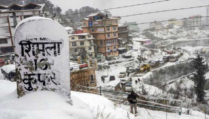 गिरा बर्फ का पहाड़: सैकड़ों लोगों पर बरसी मुसीबत, दहला हिमाचल और कश्मीर