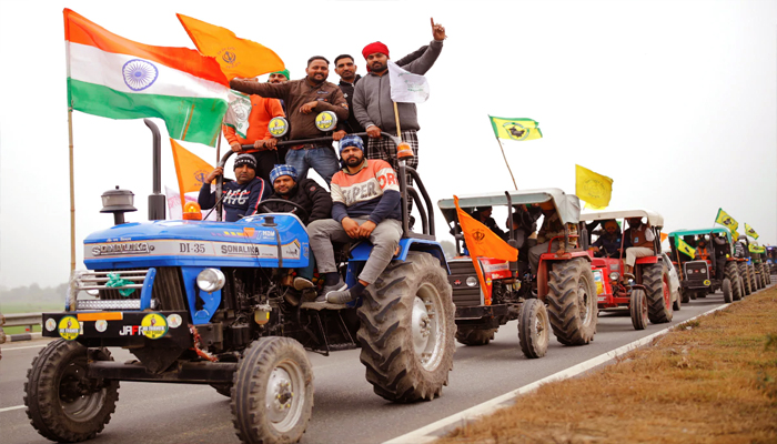 किसान Tractor Rally के जरिए कल करेंगे शक्ति प्रदर्शन, इन रास्तों से जाने से बचें