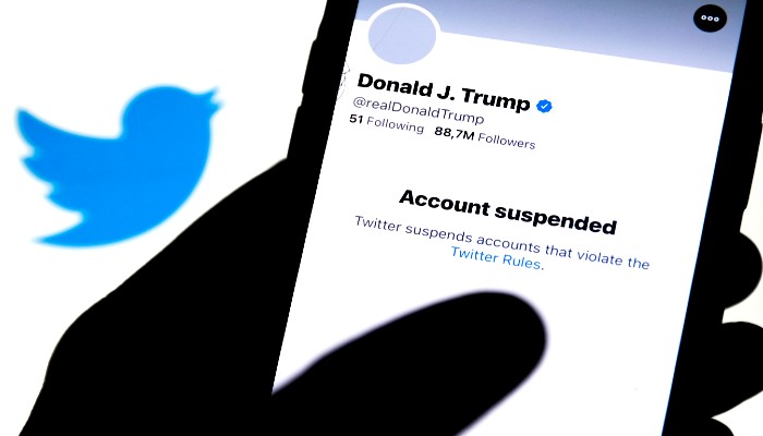 70 हजार Twitter Account बंद: ट्रंप समर्थकों को तगड़ा झटका, भड़का रहे थे हिंसा