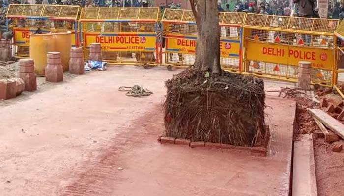 रातो रात बना हनुमान मंदिर: लगे जय श्रीराम के नारे, डेढ़ महीने पहले हुई थी तोड़फोड़