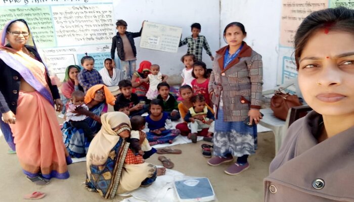 हमीरपुर: कोरोना के बाद फिर शुरू हुआ आंगनबाड़ी केंद्रों में स्वास्थ्य परीक्षण शिविर