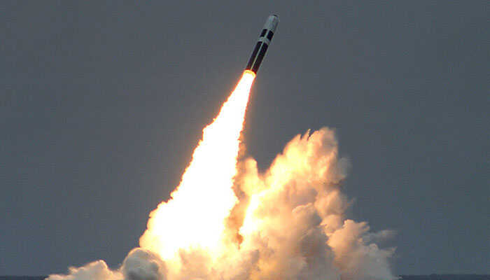 US ने दागी महाविनाशक मिसाइल, रूस-चीन में मच सकती है तबाही, दुनिया में हलचल
