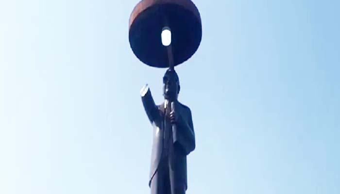 करनाल में भड़के लोगः बाबा साहेब की तोड़ी मूर्ति, इलाके का माहौल गर्माया