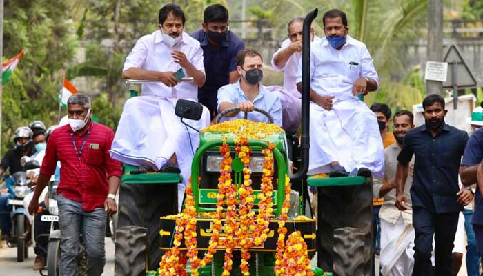 ट्रैक्टर पर राहुल गांधी: किसानों के समर्थन में निकाली रैली, PM पर बोला जोरदार हमला