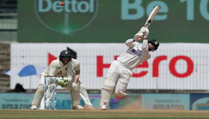 चेन्नई टेस्ट में मुश्किल में फंसी इंग्लिश टीम, स्पिन अटैक से भारत की पकड़ मजबूत